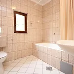 7904a Apartment *